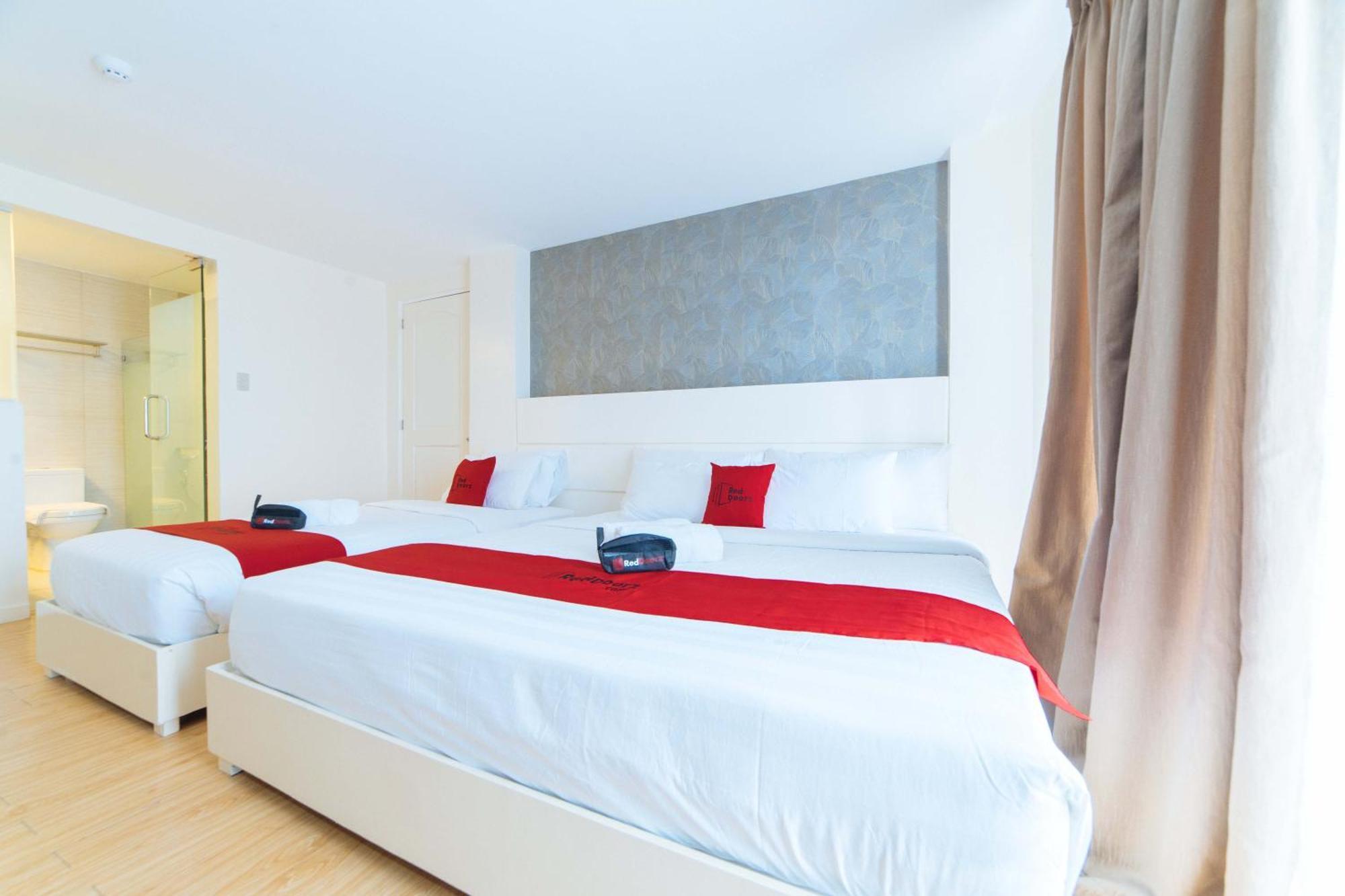 Reddoorz Plus At Hotel Metro Kalibo Eksteriør bilde